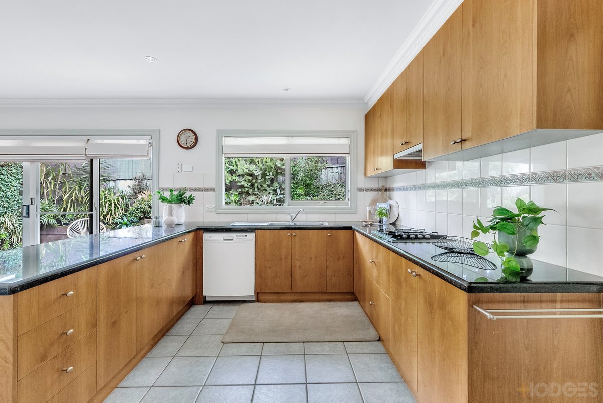 2 / 80 Oak Street Beaumaris - Residential for sale
