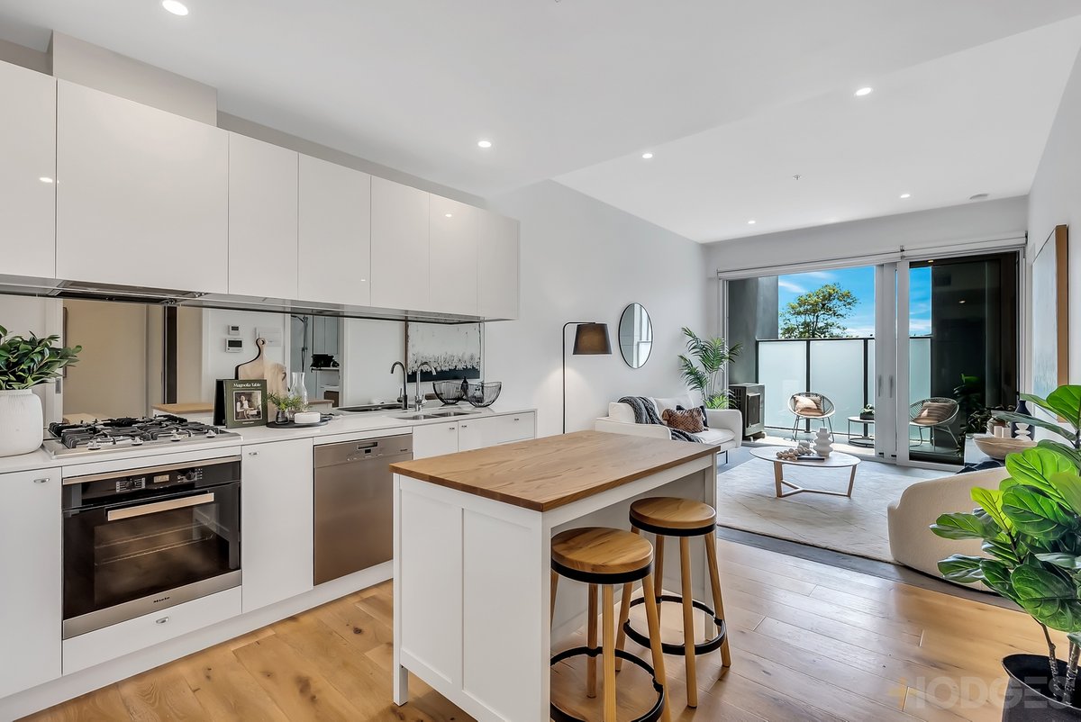 28 / 472 Beach Road Beaumaris - Residential for sale