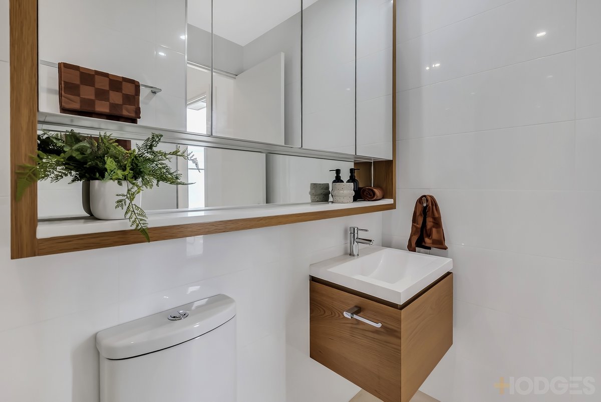 28 / 472 Beach Road Beaumaris - Residential for sale