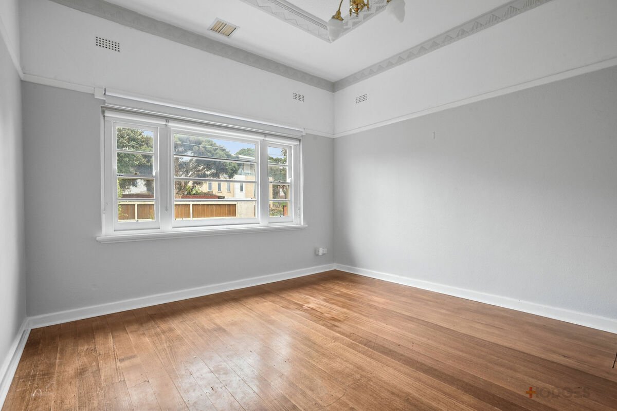 28A Naples Road Mentone - Residential for lease