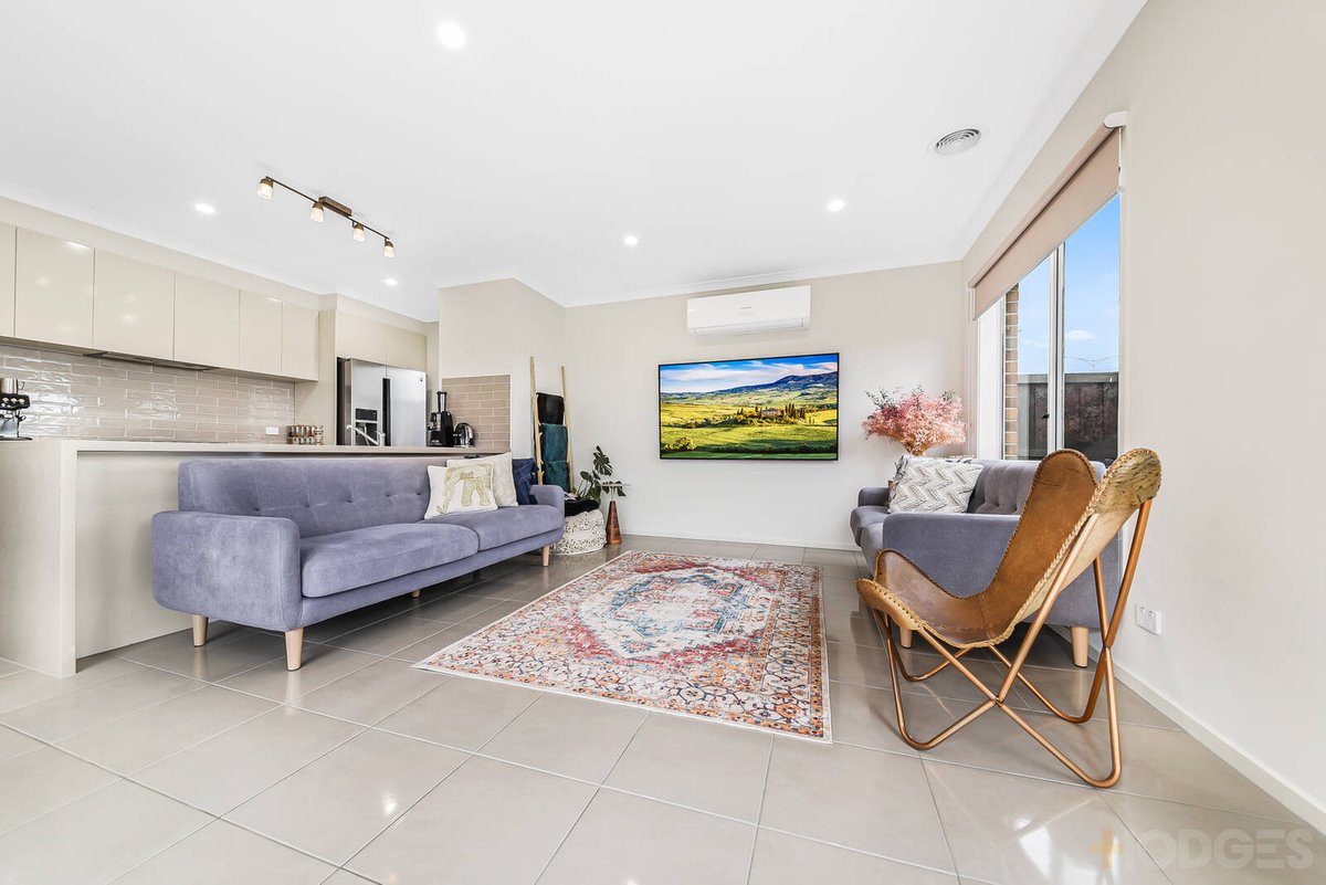 29 Ballymarang Chase Cranbourne West - Residential for sale