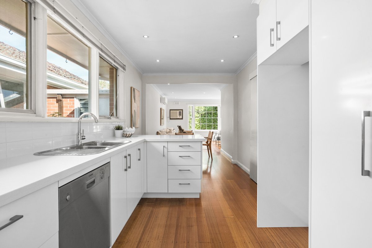 2 / 9 Binnie Street Brighton East - Residential for lease