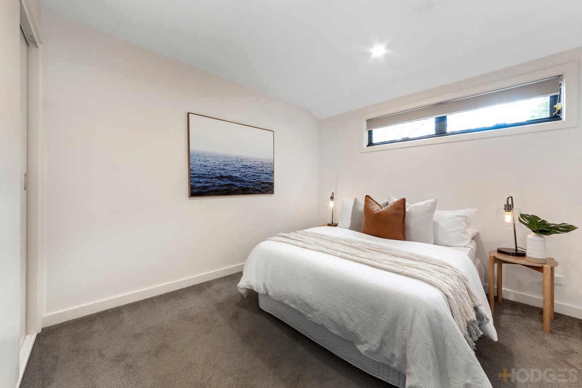 2 / 9 Hamilton Street Bentleigh - Residential for sale