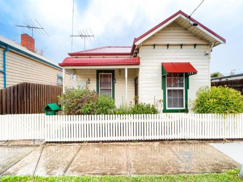 29 Newcastle Street YARRAVILLE - 2 bedroom property Sold