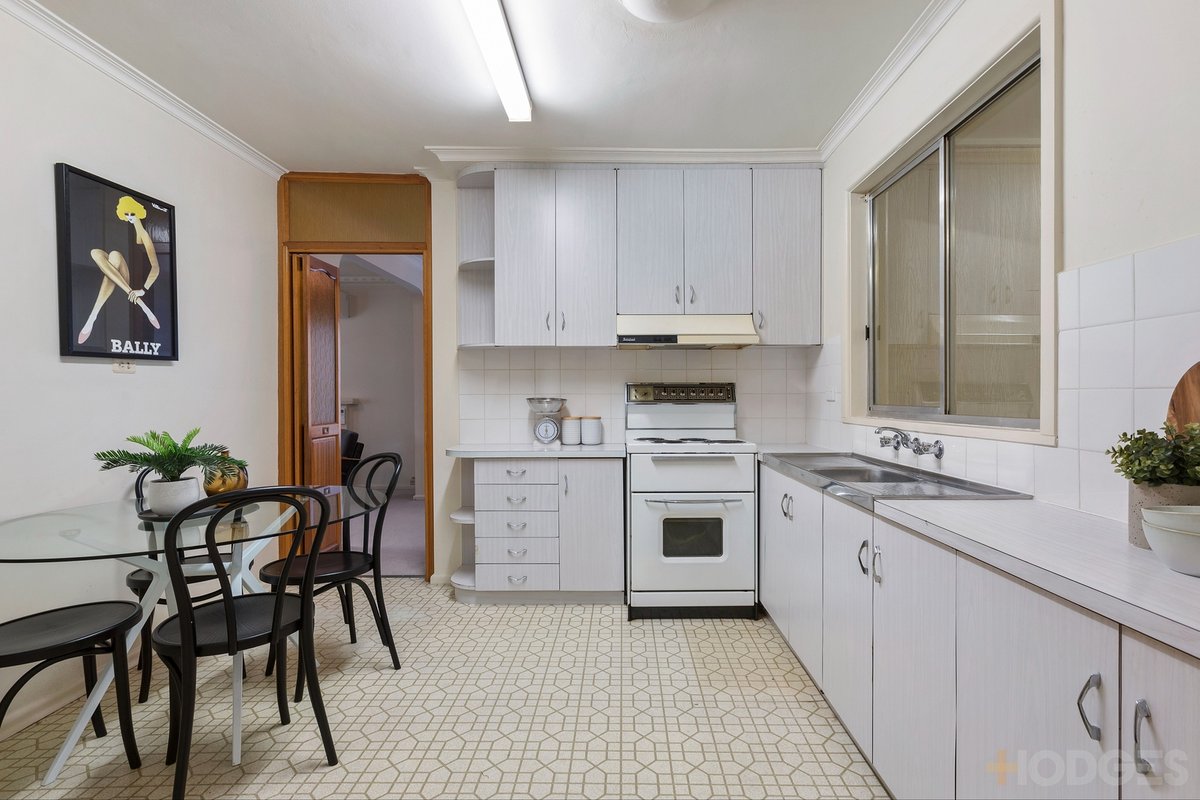 29 Parkin Avenue Cheltenham - Residential for sale