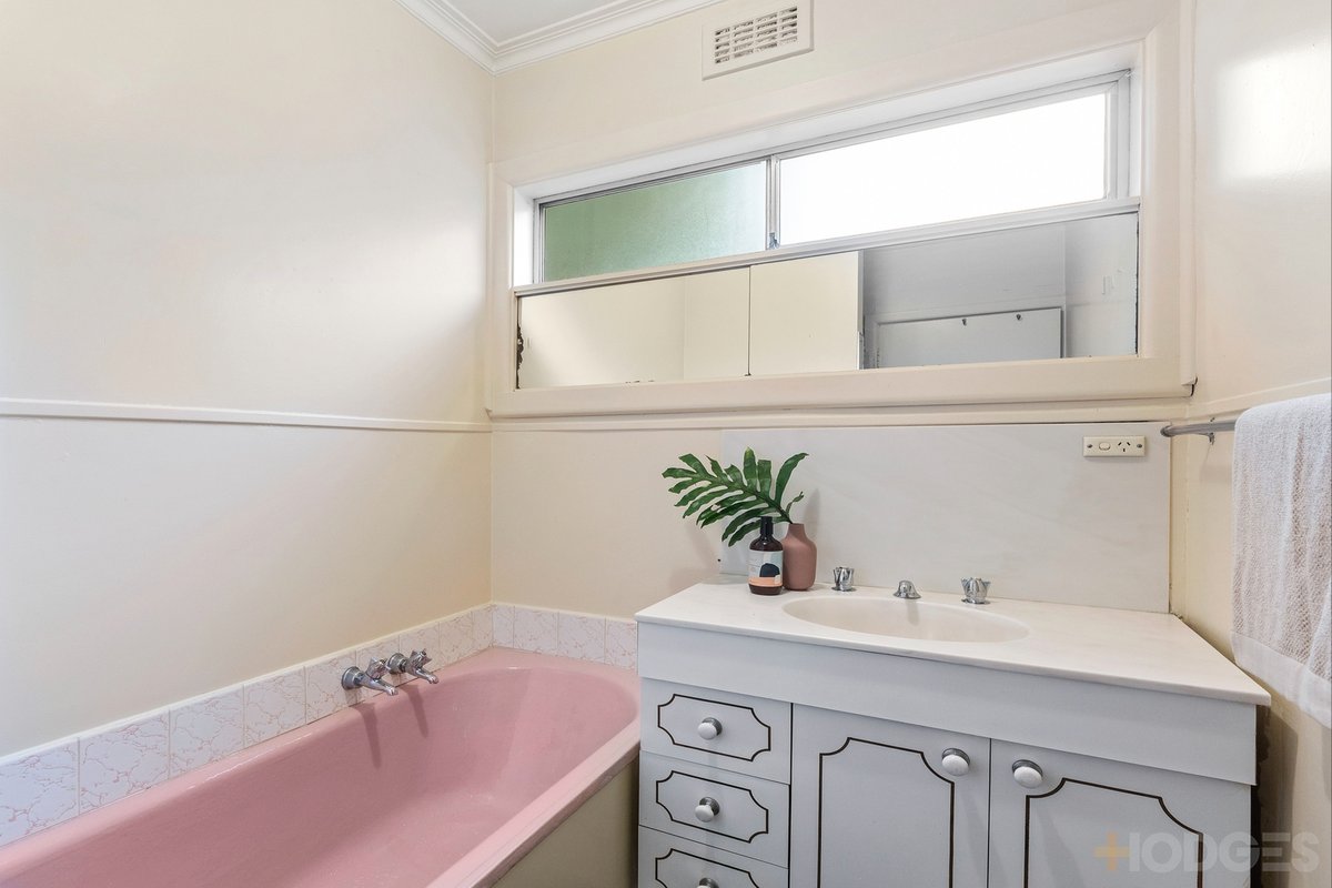 29 Parkin Avenue Cheltenham - Residential for sale