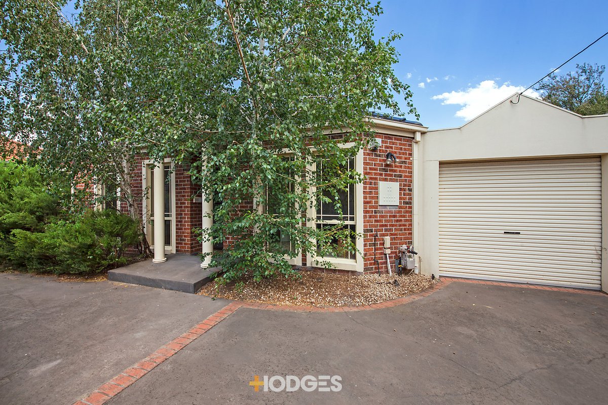 2/90 Deakin Street Bentleigh East - Residential for sale