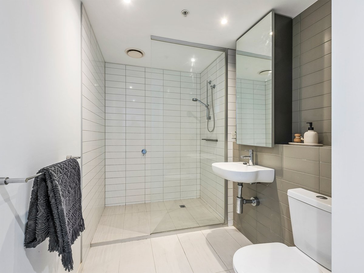 2910 / 200 Spencer Street MELBOURNE - Residential for sale