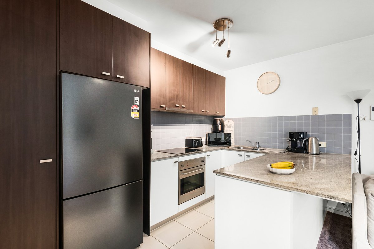 2 / 93 Highett Road Hampton - 2 bedroom property