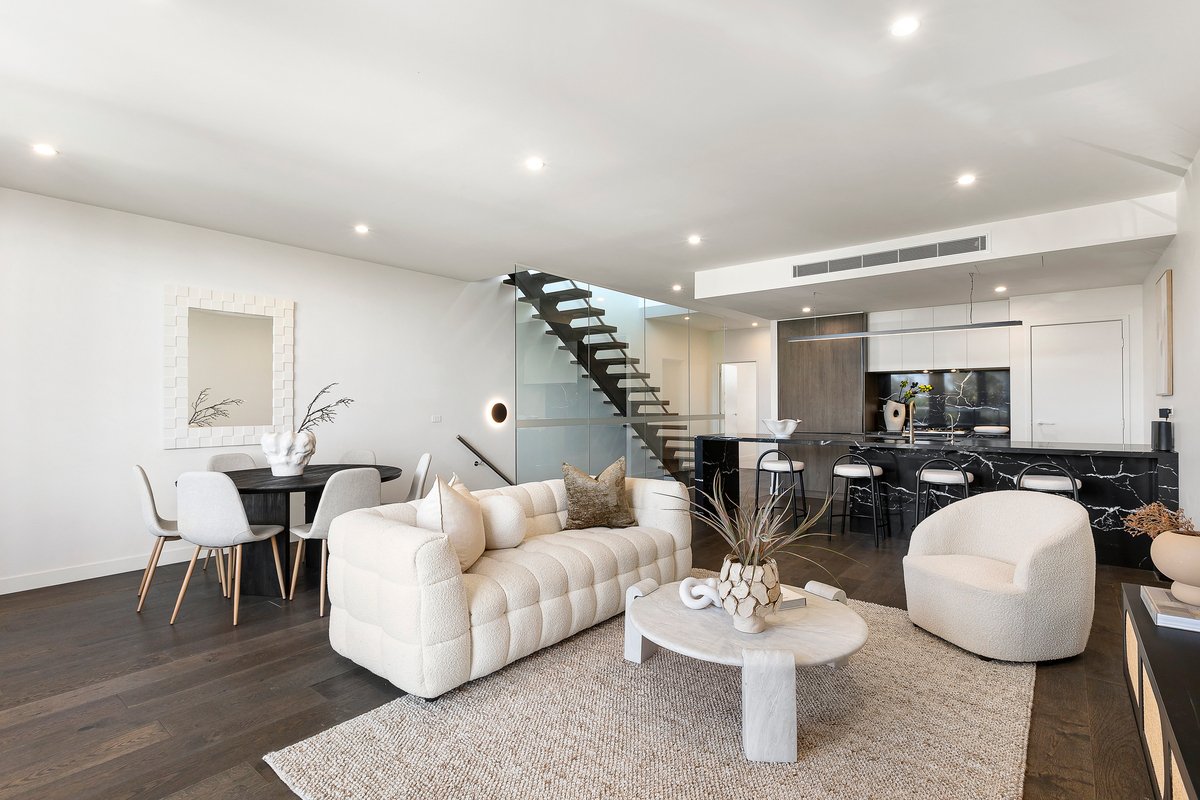 2 / 95 Beach Road Mentone - Residential for sale