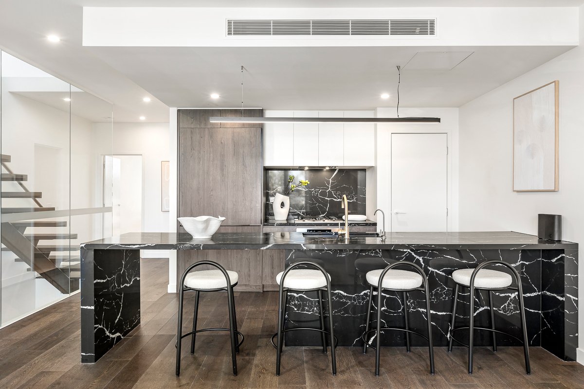 2 / 95 Beach Road Mentone - Residential for sale