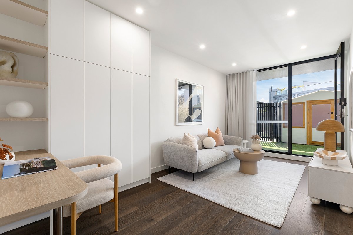 2 / 95 Beach Road Mentone - Residential for sale
