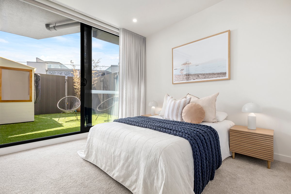 2 / 95 Beach Road Mentone - Residential for sale
