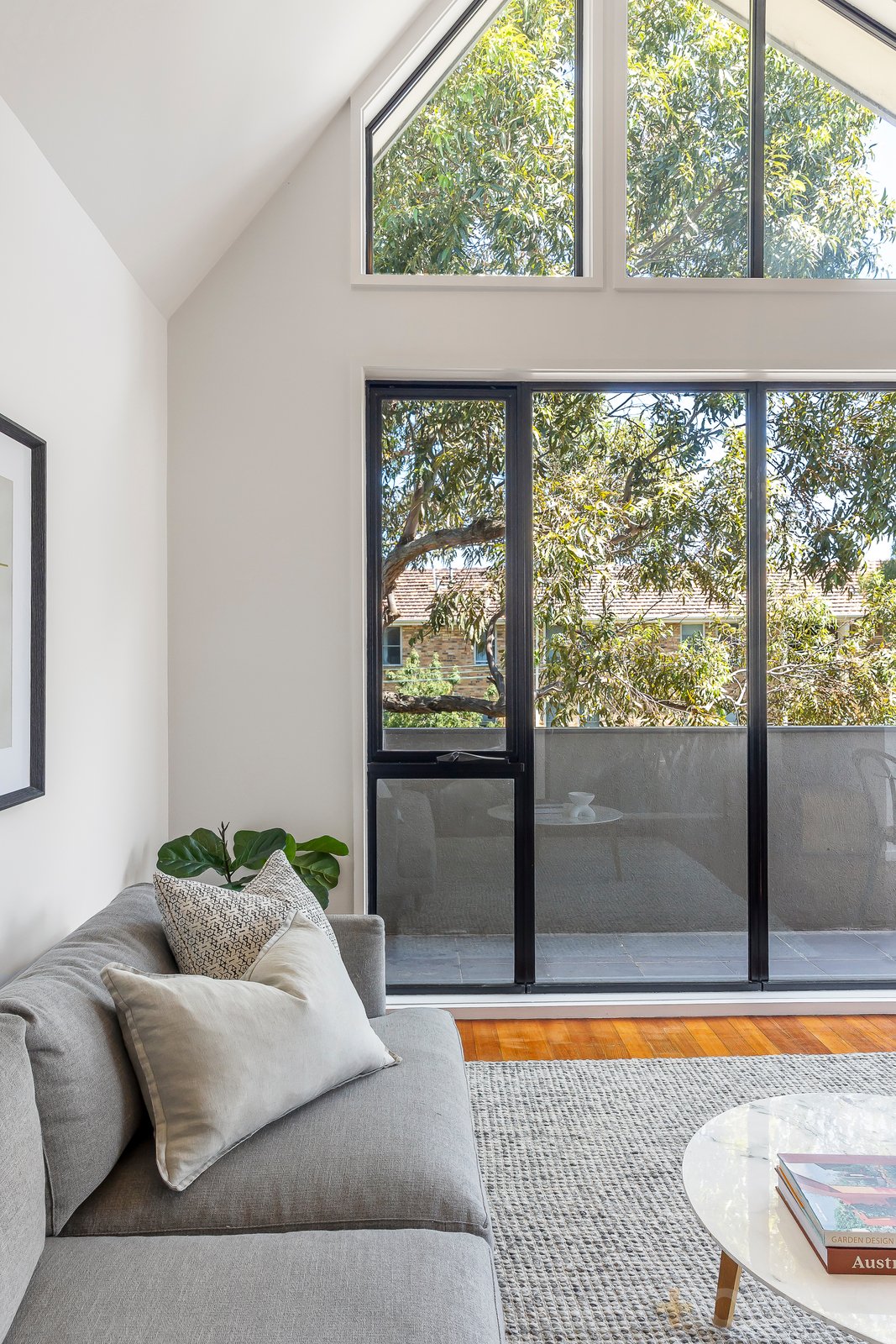 2 / 95 Highett Road Hampton - Residential for sale