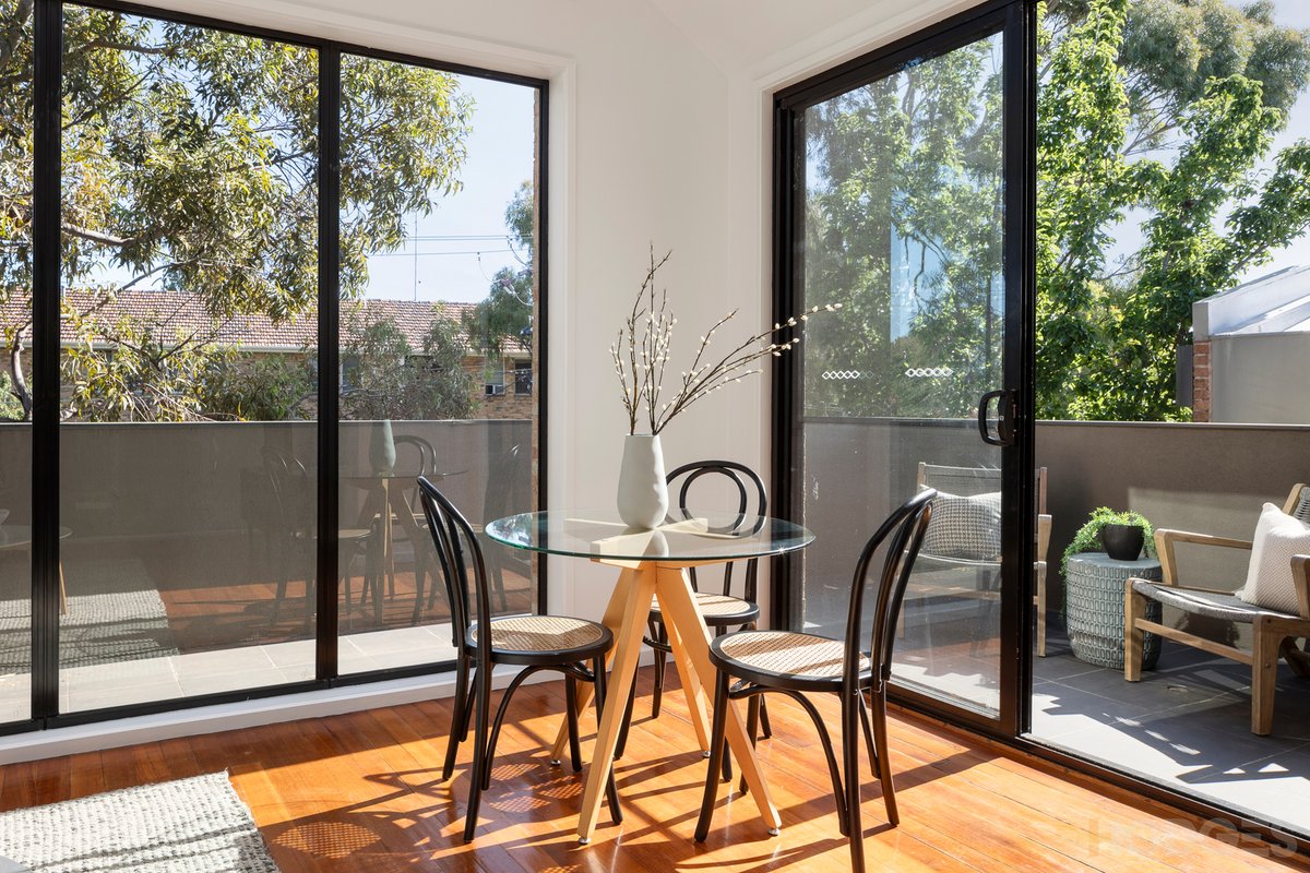 2 / 95 Highett Road Hampton - Residential for sale