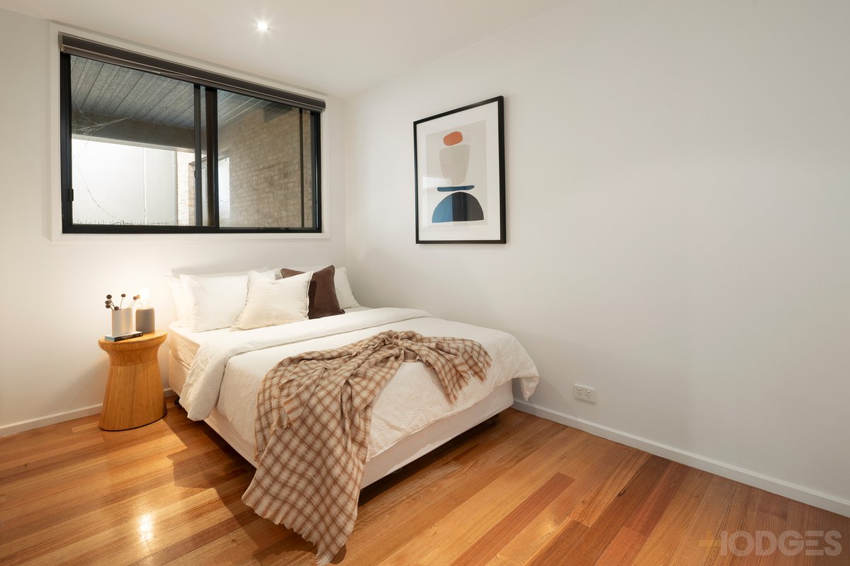 2 / 95 Highett Road Hampton - Residential for sale