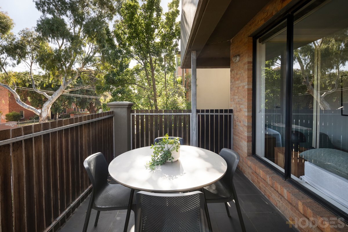 2 / 95 Highett Road Hampton - Residential for sale