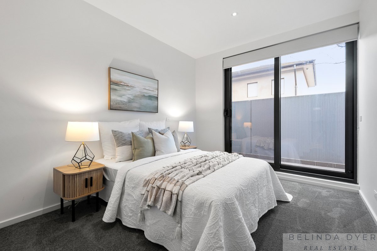 2 / 972 Riversdale Road SURREY HILLS - Residential for sale
