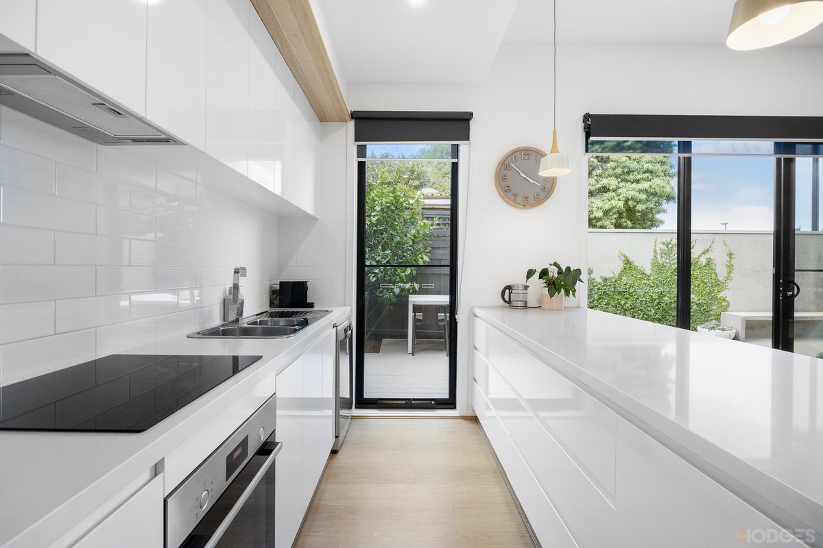 2B / 49 The Corso Parkdale - Residential for sale