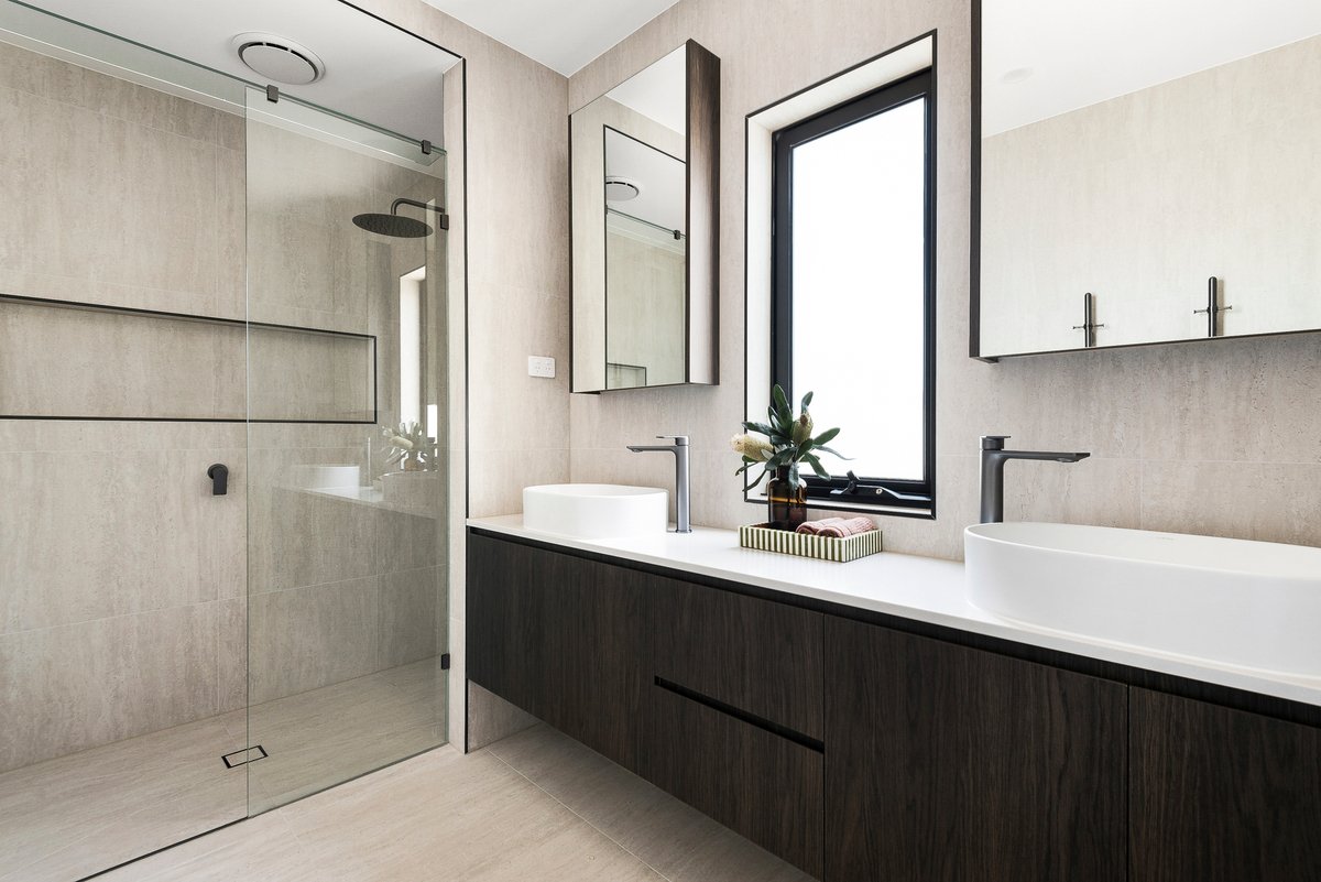 2C Regworth Court Sandringham - Residential for sale