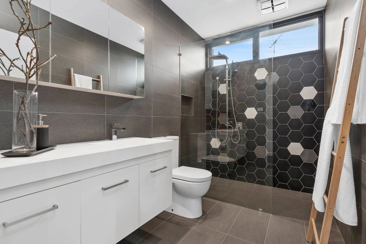2C Russell Street Newtown - Residential for sale