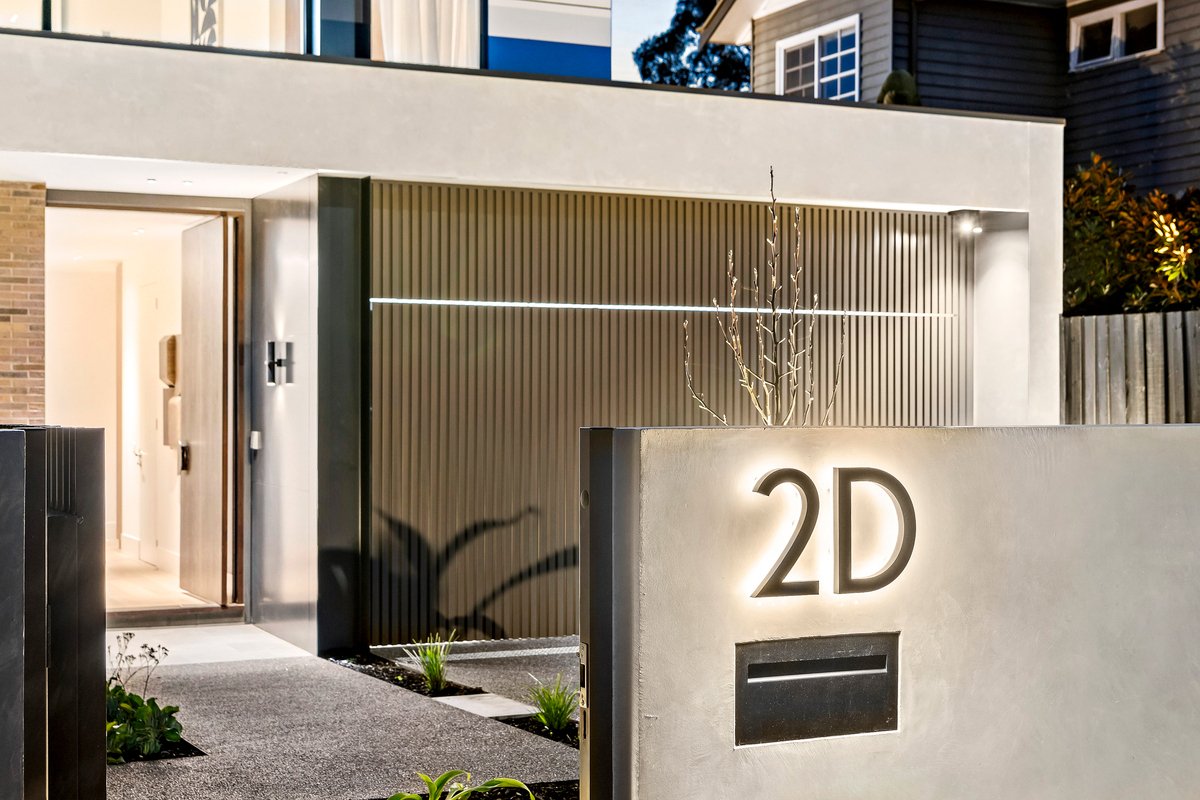 2D Reno Road Sandringham - Residential for sale