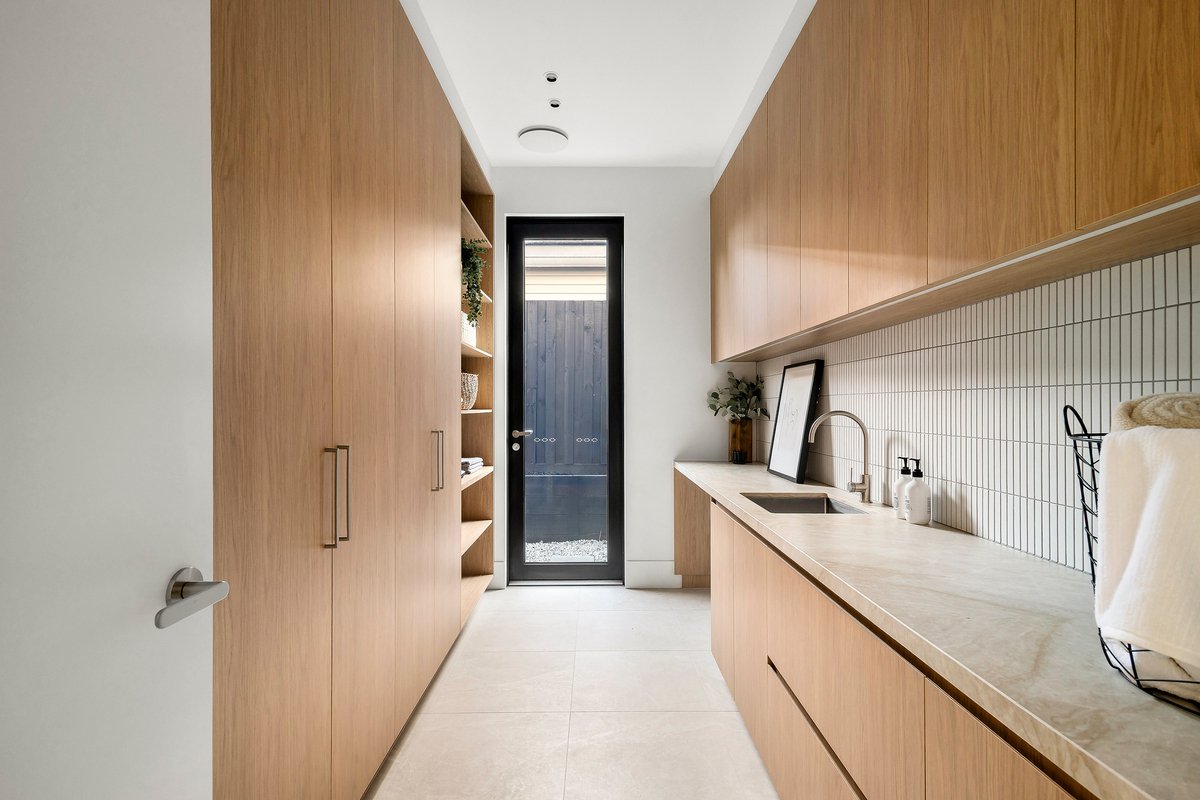 2D Reno Road Sandringham - Residential for sale