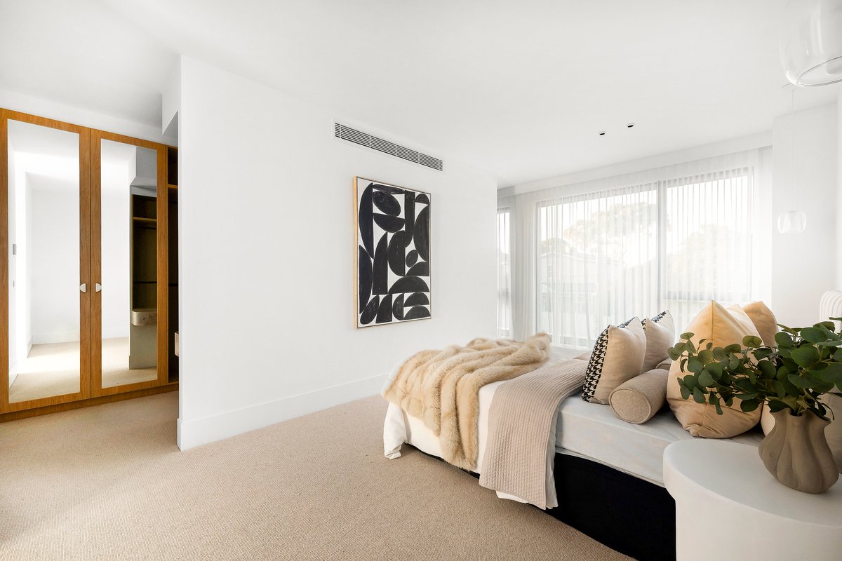 2D Reno Road Sandringham - Residential for sale