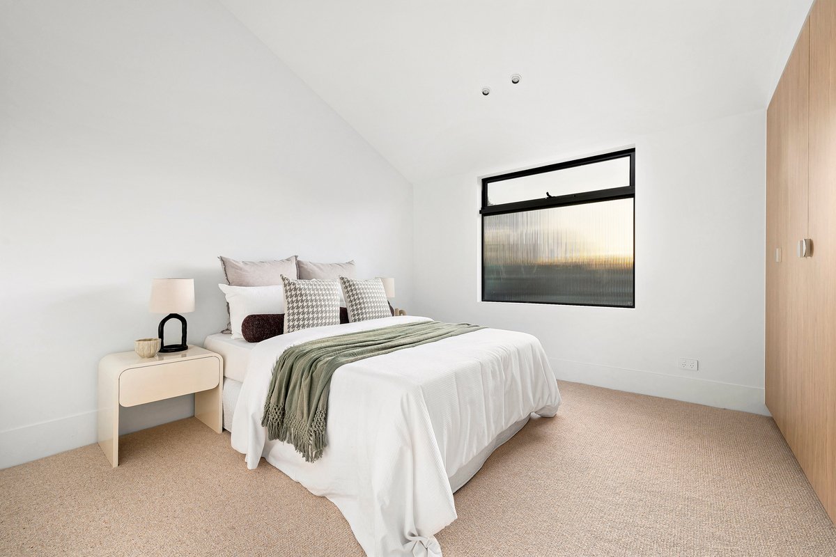 2D Reno Road Sandringham - Residential for sale
