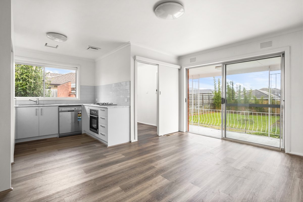 3 Avenza Street Mentone - Residential for lease