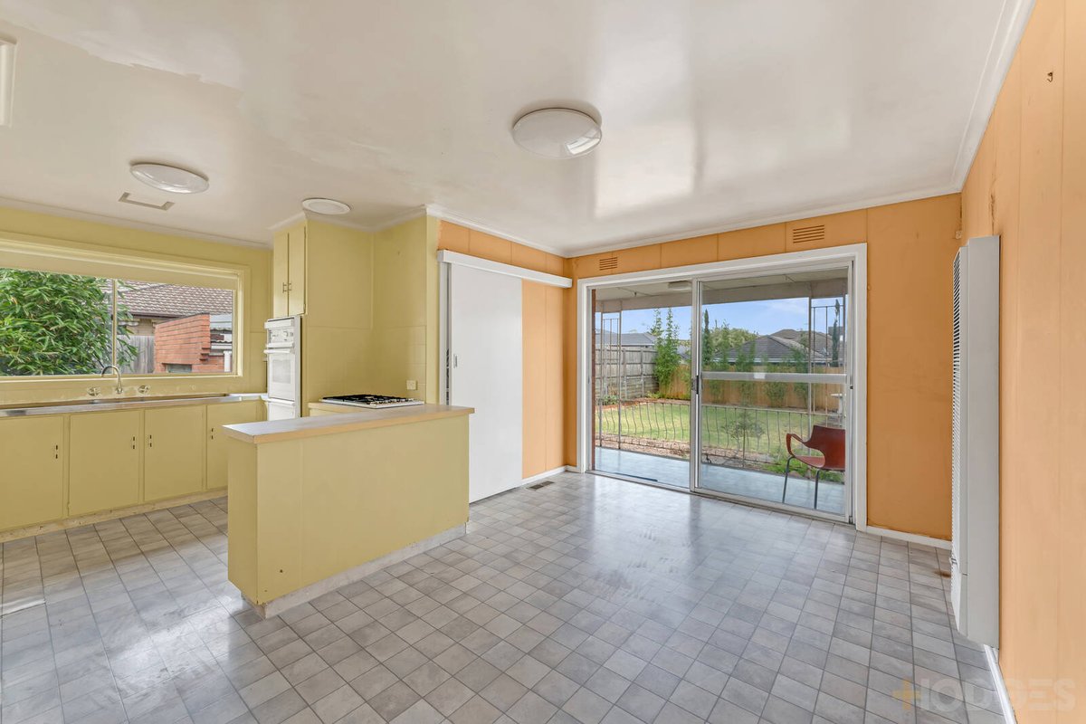 3 Avenza Street Mentone - Residential for sale