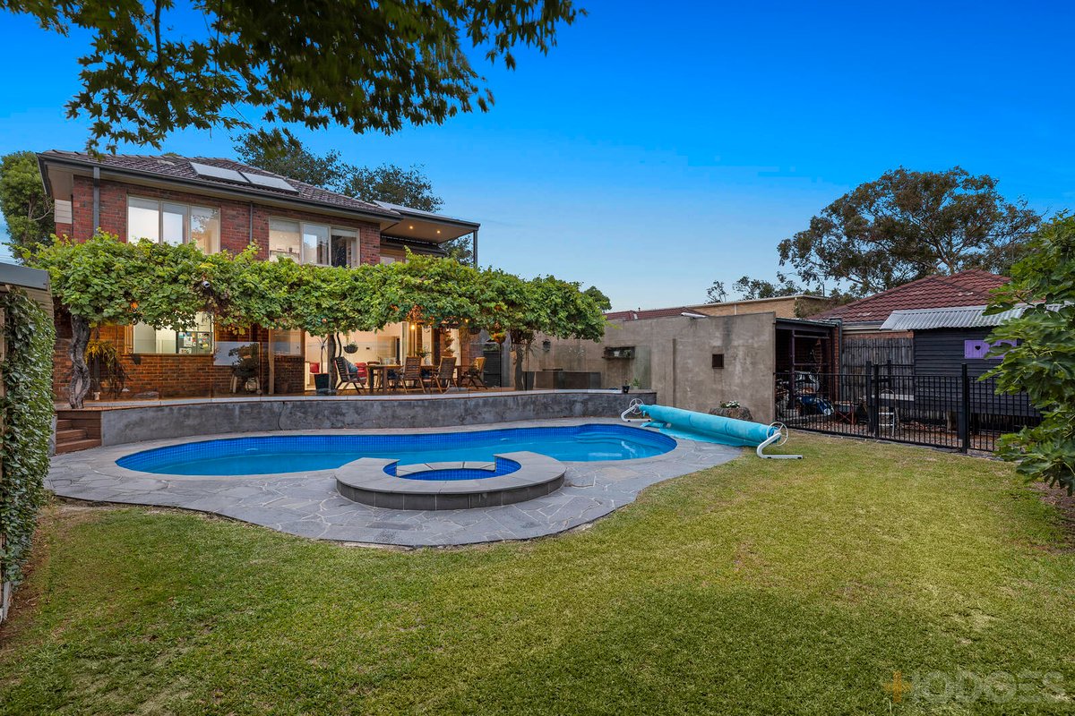 3 College Grove Black Rock - Residential for sale