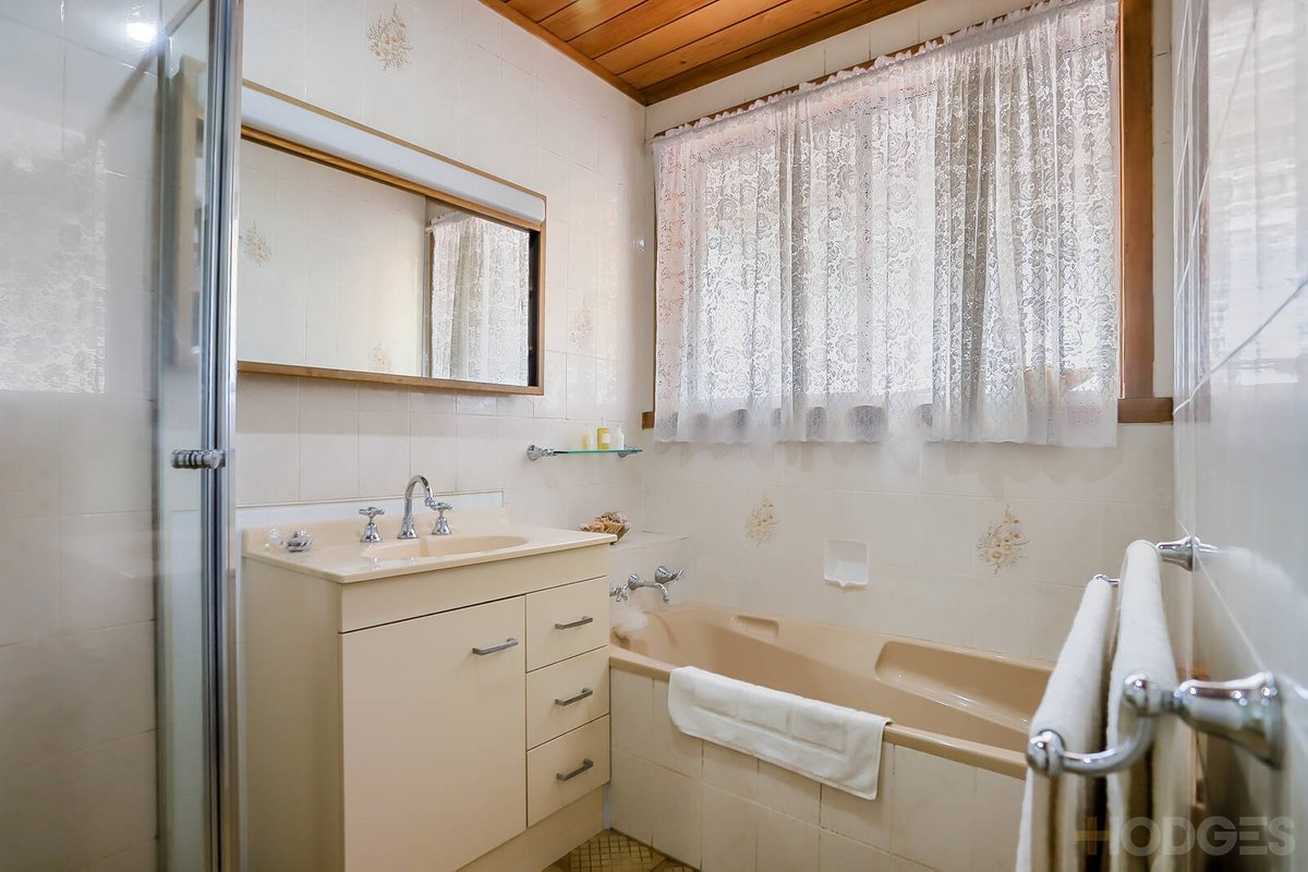 3 Dunbarton Avenue Hoppers Crossing - Residential for sale