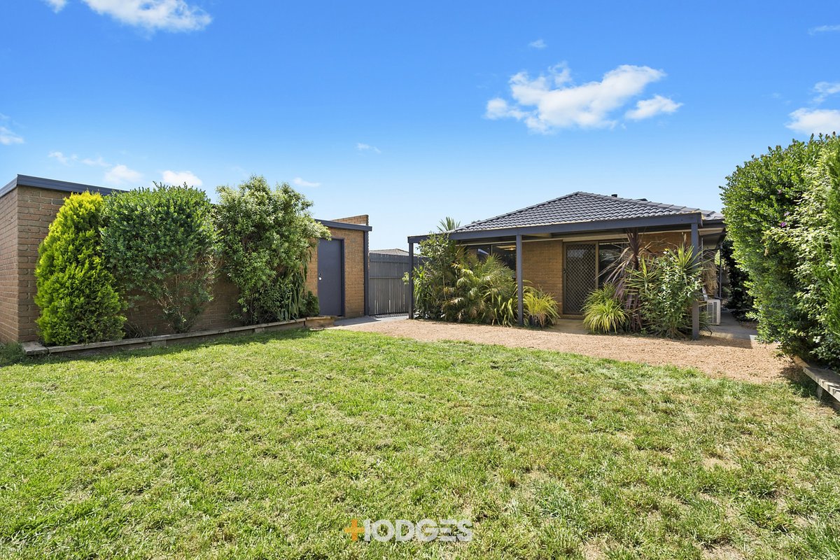 3 Fountain Court Werribee - Residential for sale