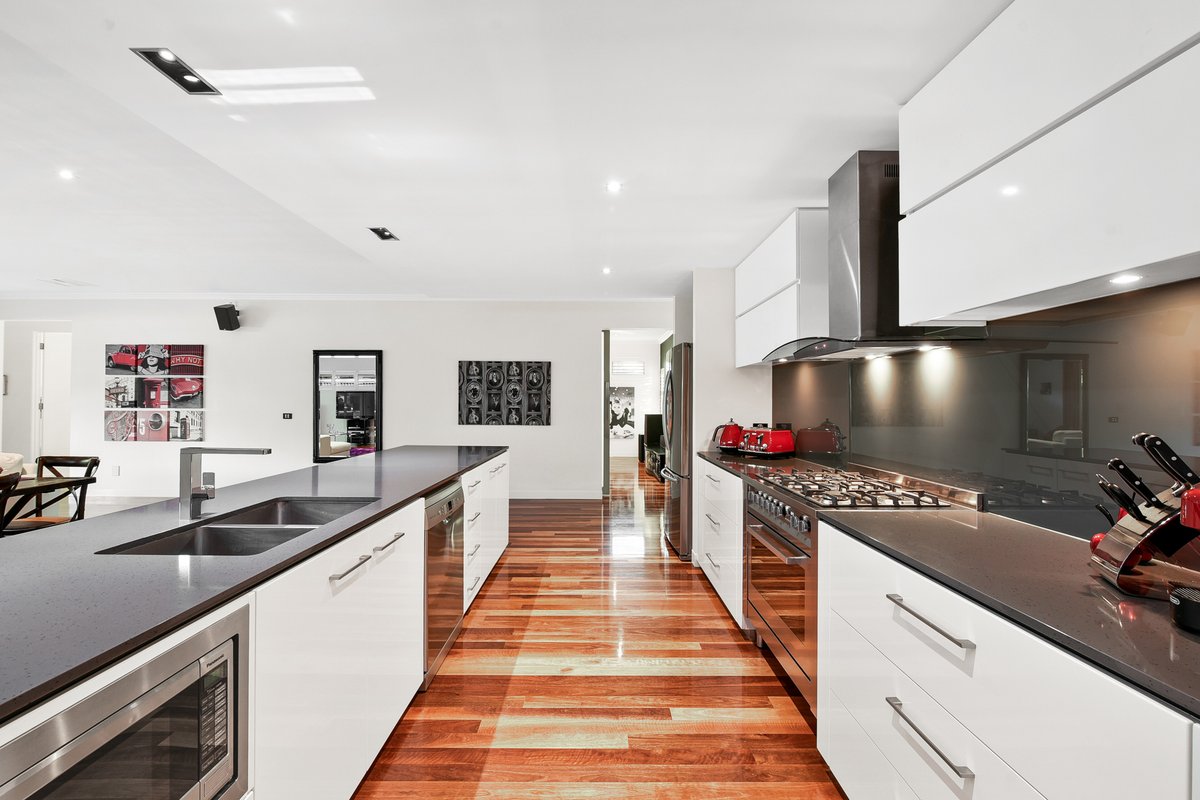 3 Jardine Court SANDHURST - Residential for sale
