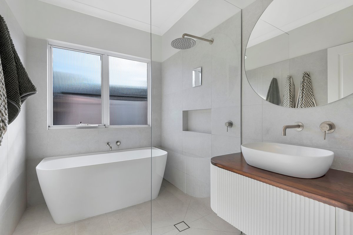 3 Stewart St  Herne Hill - Residential for lease