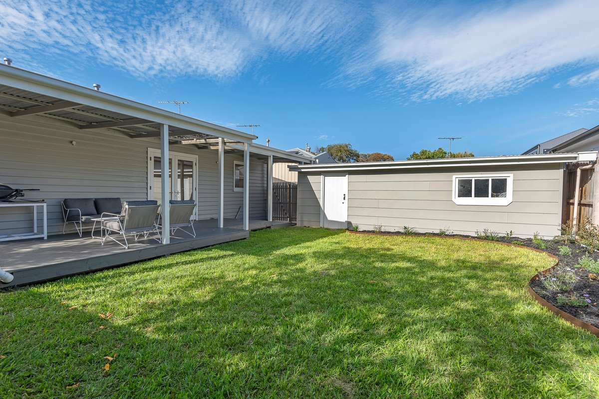 3 Stewart St  Herne Hill - Residential for lease