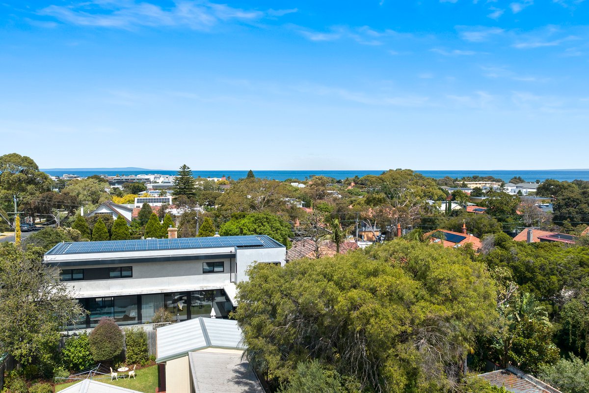 30 Alicia Street Hampton - Residential for sale