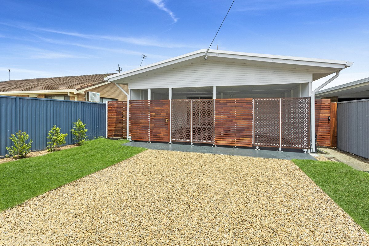 30 Miami Shore Parade, Miami QLD 4220