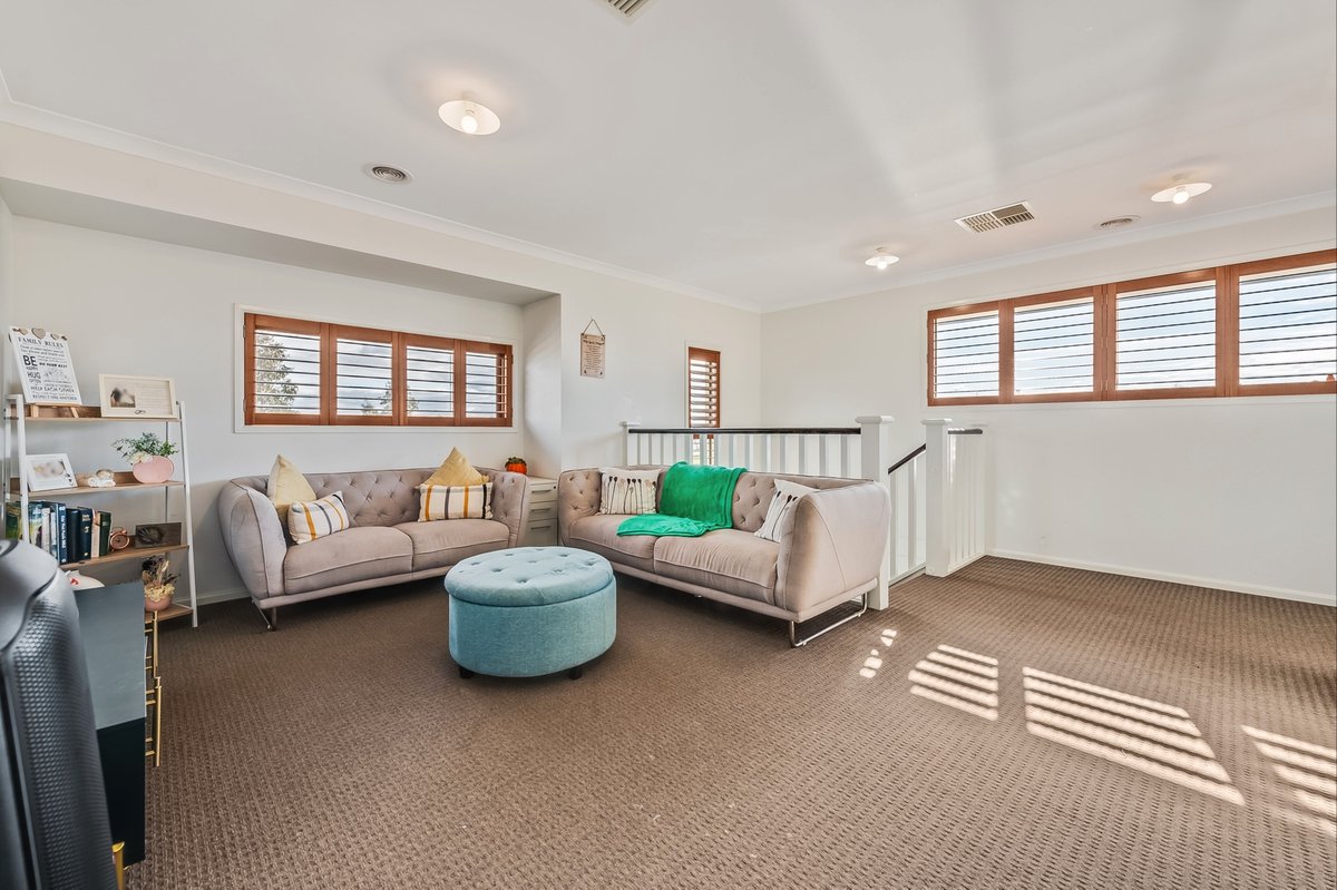 30 Orinoco Chase Werribee - Residential for sale