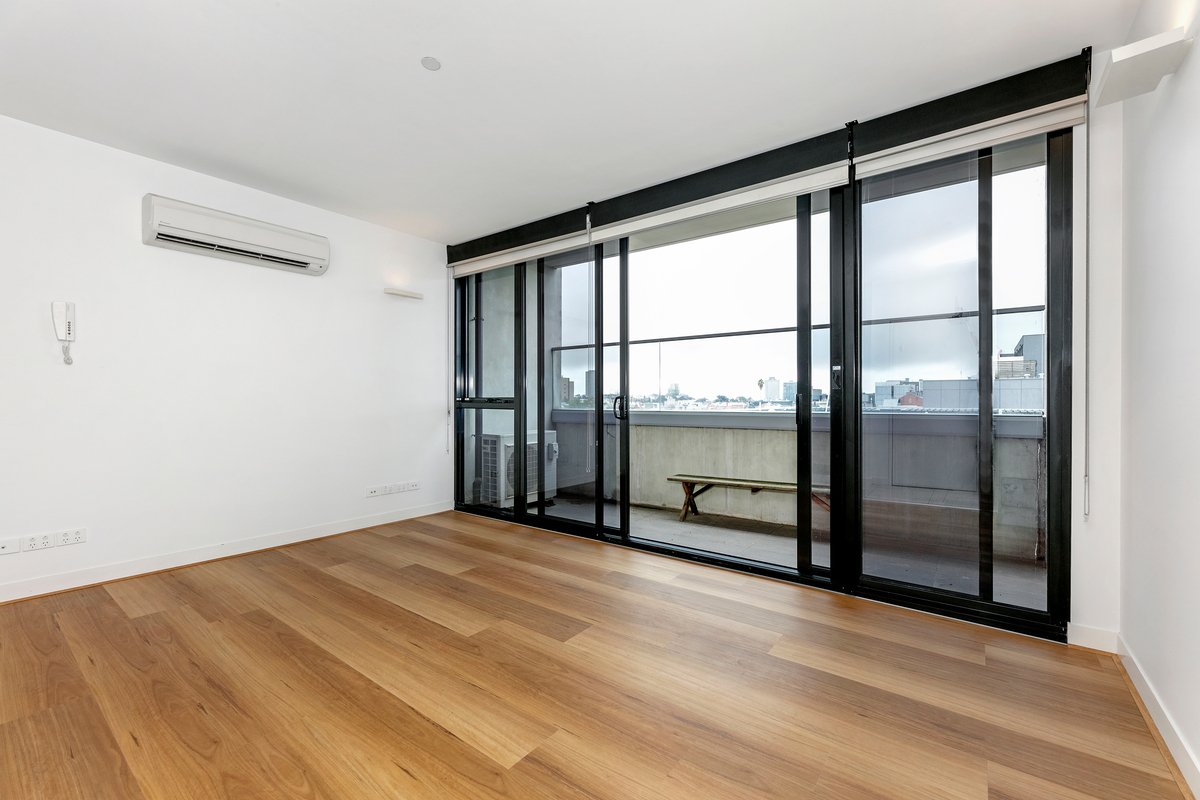 301 / 270 High Street Windsor - Residential for lease