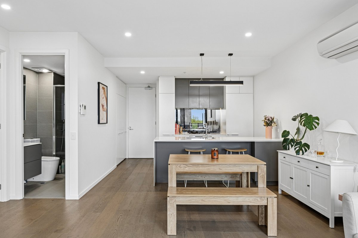 302 / 138 Glen Eira Road Elsternwick - Residential for sale