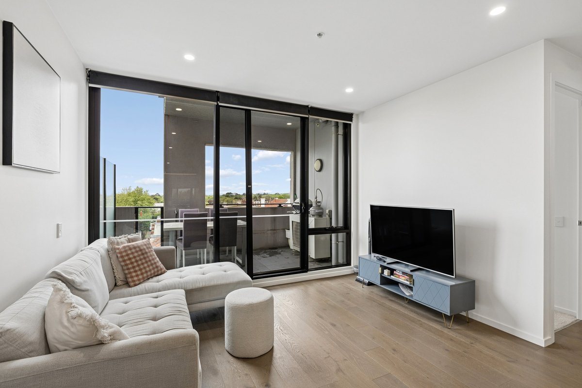 302 / 138 Glen Eira Road Elsternwick - Residential for sale