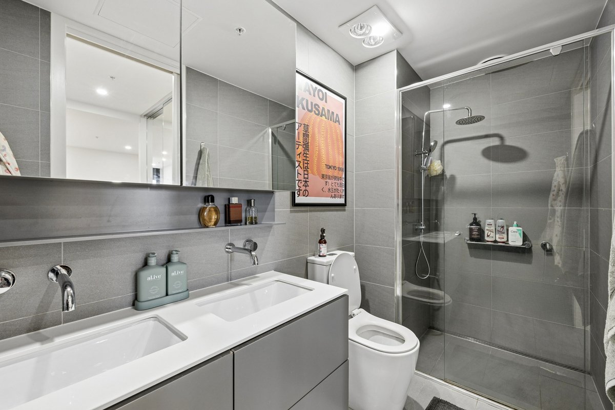 302 / 138 Glen Eira Road Elsternwick - Residential for sale