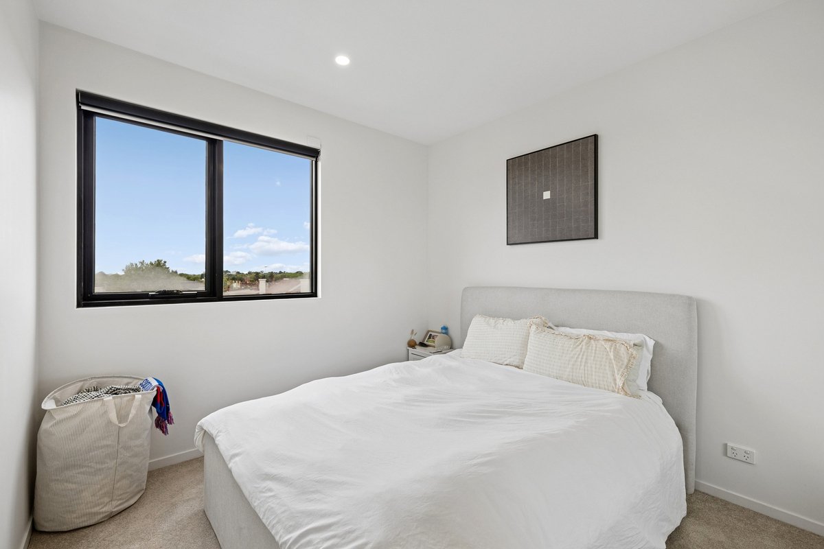 302 / 138 Glen Eira Road Elsternwick - Residential for sale