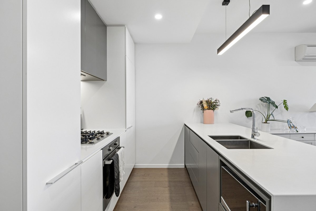 302 / 138 Glen Eira Road Elsternwick - Residential for sale