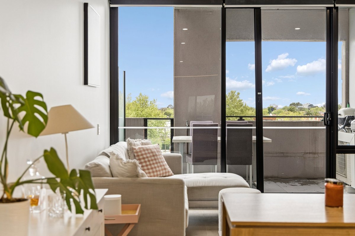 302 / 138 Glen Eira Road Elsternwick - Residential for sale