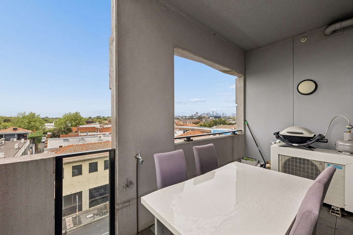 302 / 138 Glen Eira Road Elsternwick - Residential for sale