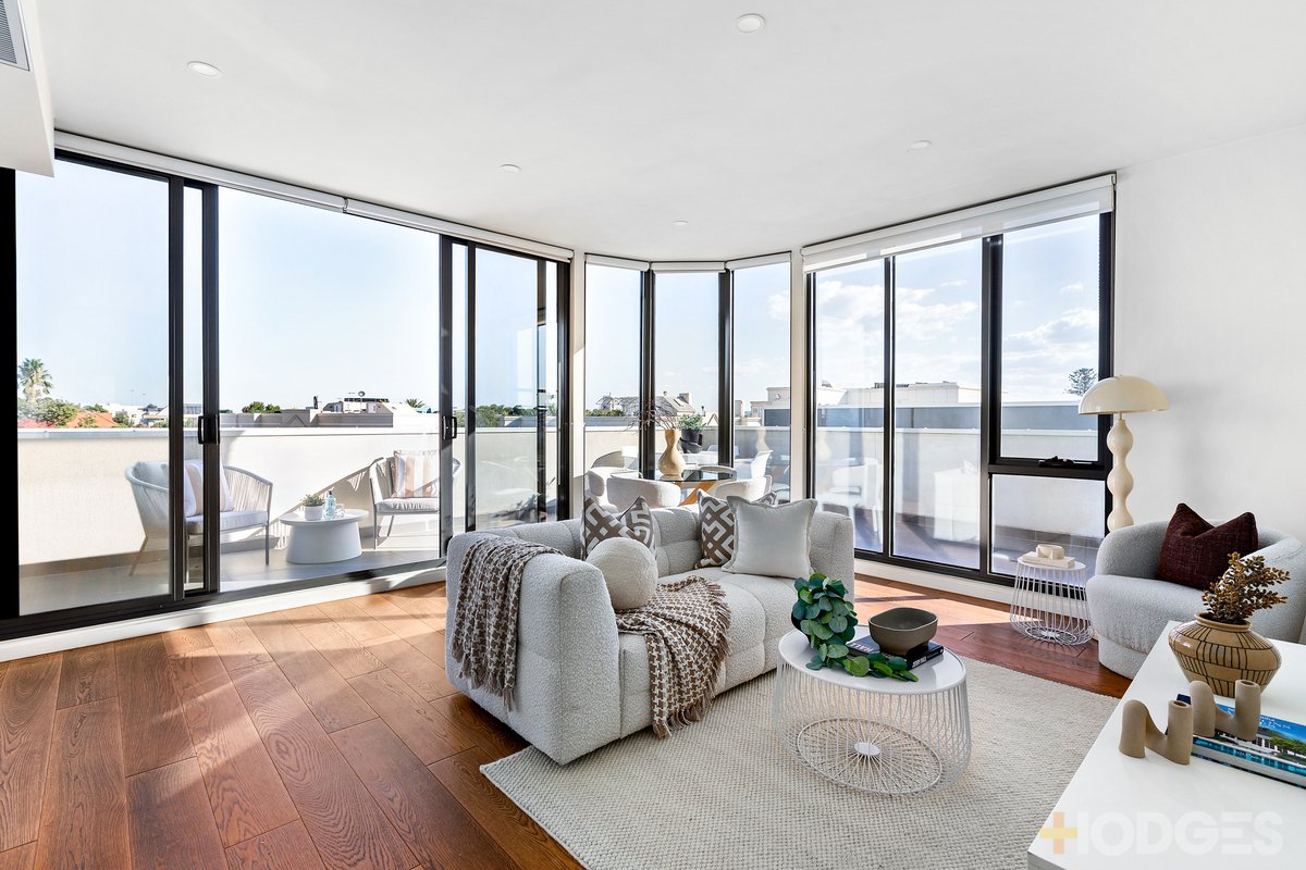 302 / 15 Small Street Hampton - Residential for sale