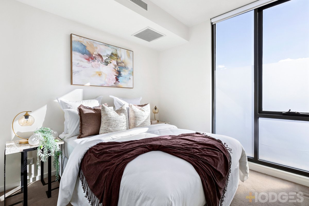 302 / 15 Small Street Hampton - Residential for sale
